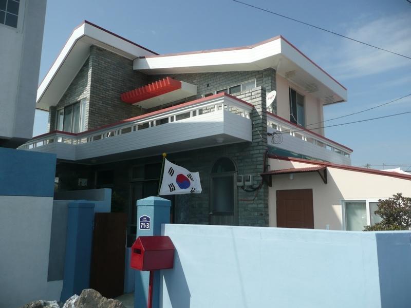 Guesthouse Spring Flower Seogwipo Exterior foto